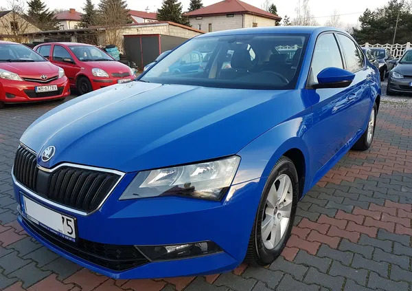 skoda Skoda Superb cena 62900 przebieg: 156000, rok produkcji 2018 z Tarnów